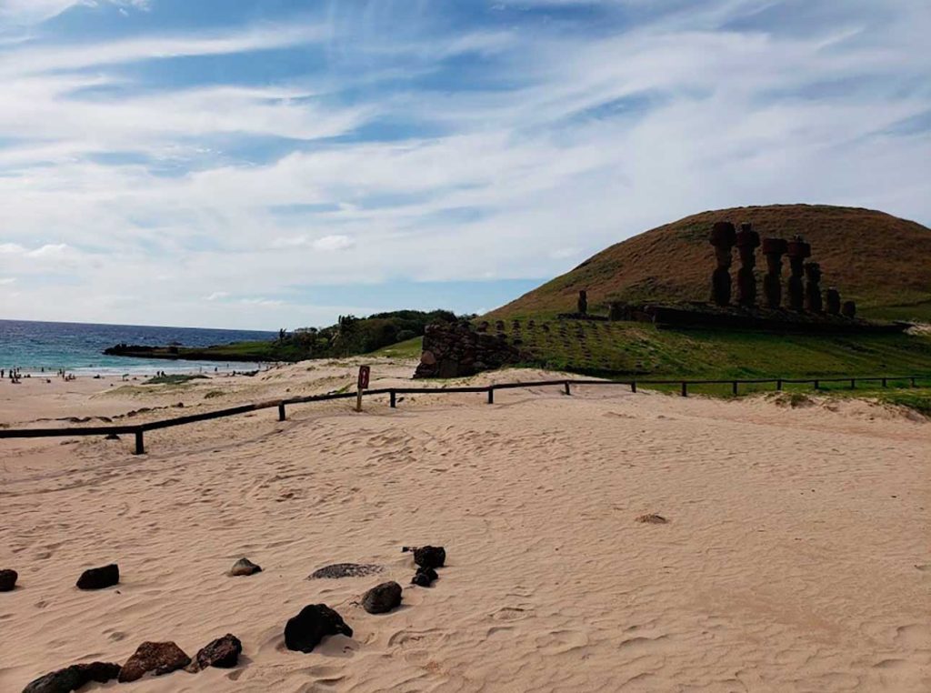 Playa Anakena