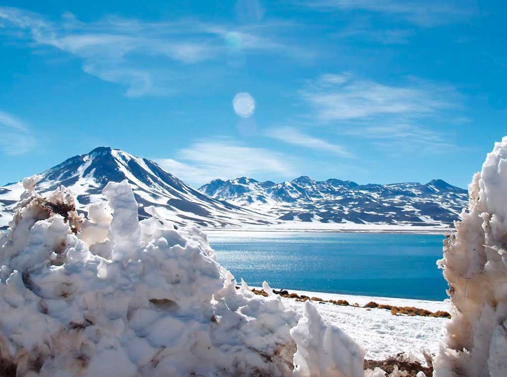 Laguna Miscanti, San Pedro de Atacama.