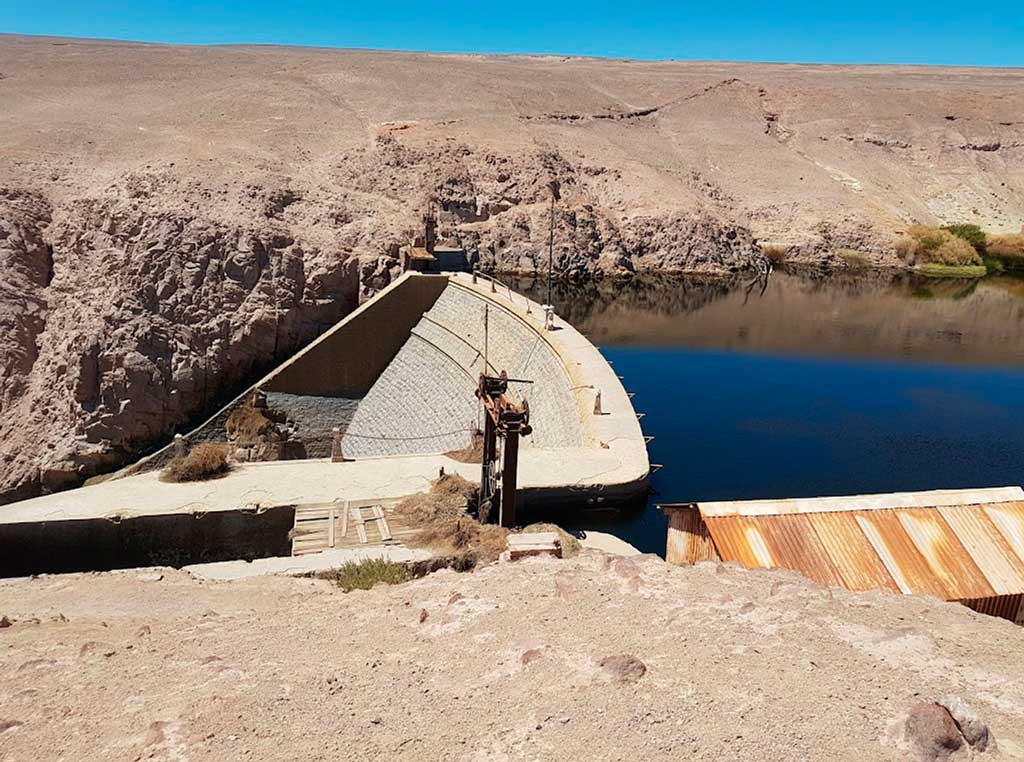 Tranque Sloman, María Elena.